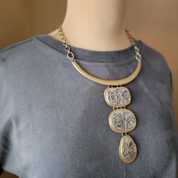 Chico's Gold & Silver Toned Statement Pendant Necklace - Artisan Style - Picture 3 of 8